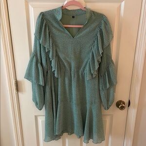Amazon Green Long Sleeve V-Neck Sundress